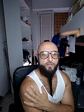Snapshot of BeppeRagnar chatting on 3, 7, 2026 BeppeRagnar online show from 3, 7, 2026