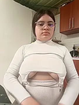 Snapshot of sofia_athome chatting on 22, 11, 2025 sofia athome online show from 22, 11, 2025