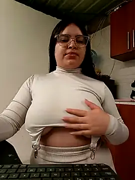 Snapshot of sofia_athome chatting on 24, 11, 2025 sofia athome online show from 24, 11, 2025