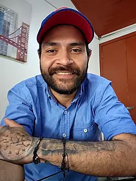 Snapshot of Nateskp_1 chatting on 19, 10, 2025 Nateskp 1 online show from 19, 10, 2025