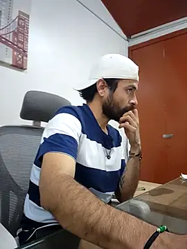 Snapshot of Nateskp_1 chatting on 24, 11, 2025 Nateskp 1 online show from 24, 11, 2025