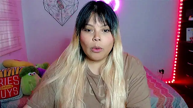 EllieMoonX online show from 3, 3, 2026