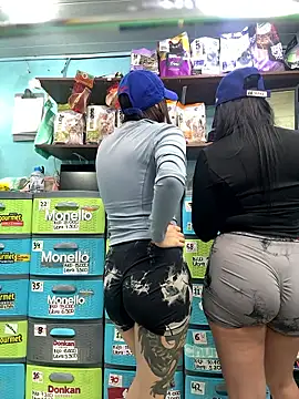 Lucy 699 online show from 18, 1, 2026