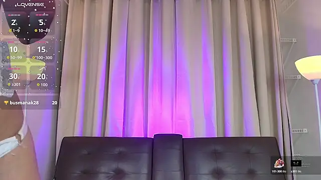 Snapshot of sofi_lane_ chatting on 27, 10, 2025 sofi lane online show from 27, 10, 2025