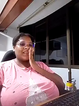 Snapshot of gabrielabrunette69 chatting on 11, 10, 2025 gabrielabrunette69 online show from 11, 10, 2025