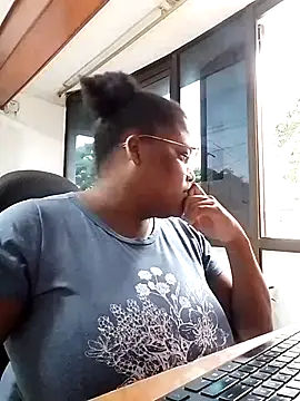 Snapshot of gabrielabrunette69 chatting on 11, 10, 2025 gabrielabrunette69 online show from 11, 10, 2025