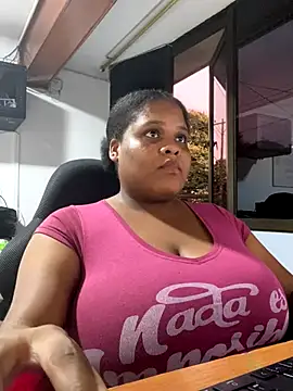 Snapshot of gabrielabrunette69 chatting on 2, 12, 2025 gabrielabrunette69 online show from 2, 12, 2025