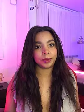 Snapshot of Sara_Coopers chatting on 5, 11, 2025 Sara Coopers online show from 5, 11, 2025