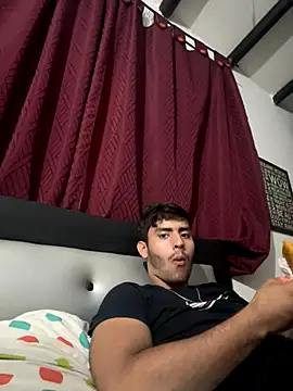 Snapshot of Juandmc1706 chatting on 2, 11, 2025 Juandmc1706 online show from 2, 11, 2025