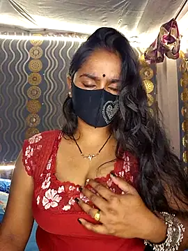 Snapshot of Sweet-Maddlina chatting on 1, 11, 2025 Sweet-Maddlina online show from 1, 11, 2025