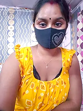 Snapshot of Sweet-Maddlina chatting on 9, 11, 2025 Sweet-Maddlina online show from 9, 11, 2025