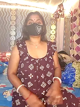 Snapshot of Sweet-Maddlina chatting on 23, 11, 2025 Sweet-Maddlina online show from 23, 11, 2025