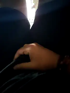 Snapshot of lexxymoron chatting on 2, 11, 2025 lexxymoron online show from 2, 11, 2025