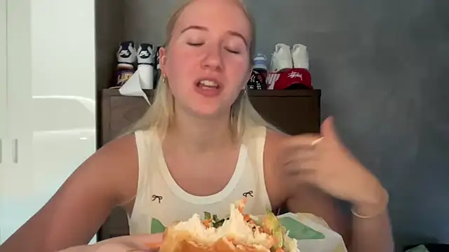 itssosierra online show from 3, 4, 2026