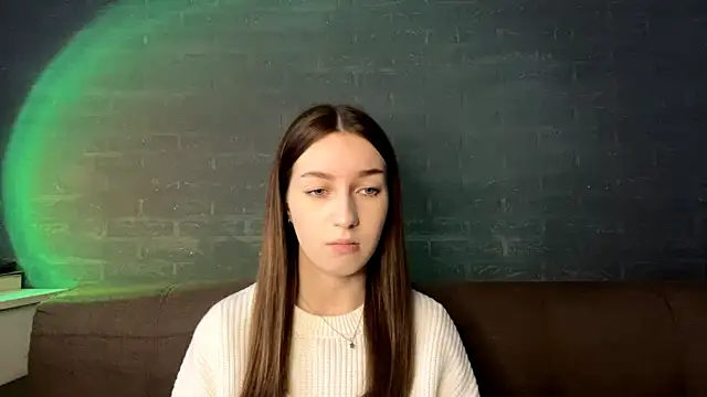 Snapshot of LingNikkel chatting on 30, 10, 2025 LingNikkel online show from 30, 10, 2025