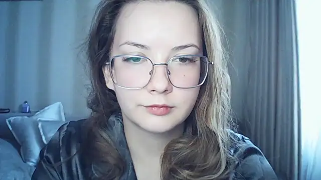 MoodieMira online show from 18, 2, 2026