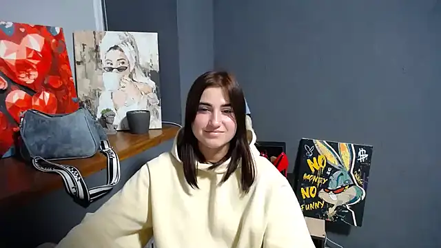 Snapshot of Flower_mary chatting on 17, 10, 2025 Flower mary online show from 17, 10, 2025