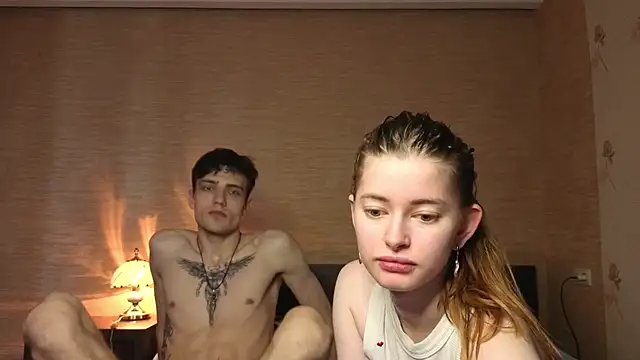 EmiliaCouple online show from 11, 7, 2026