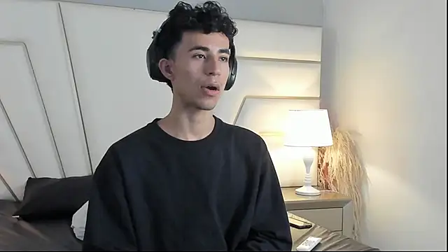 Zahir Ashar online show from 24, 10, 2025