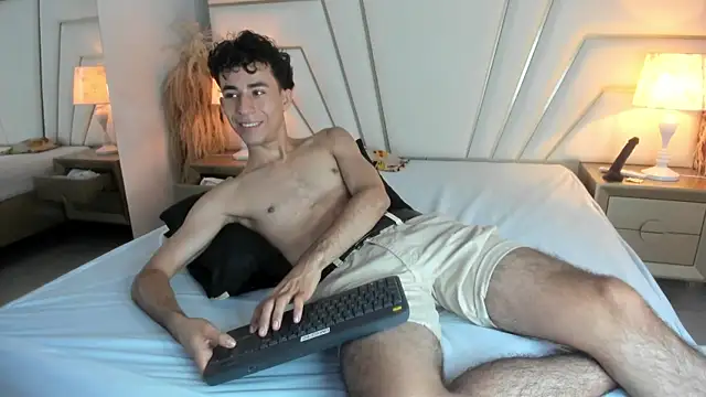 Zahir Ashar online show from 27, 10, 2025