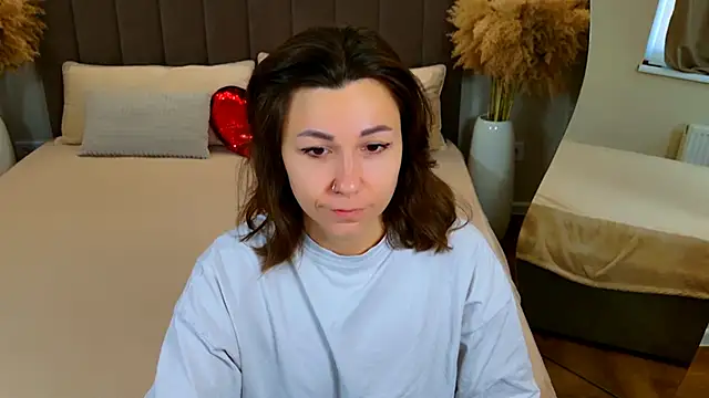 Snapshot of EdenSolis chatting on 6, 4, 2026 EdenSolis online show from 6, 4, 2026