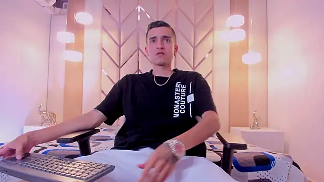 Ethan Boy  online show from 20, 2, 2026