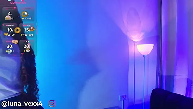 Luna Vex online show from 5, 12, 2025