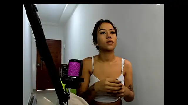 Kitty love2006 online show from 28, 2, 2026