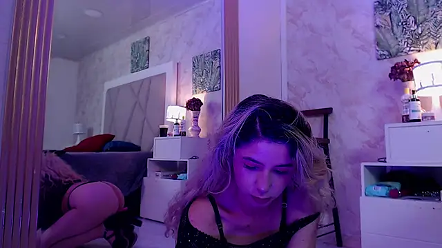 Snapshot of Sophie_teller chatting on 16, 10, 2025 Sophie teller online show from 16, 10, 2025