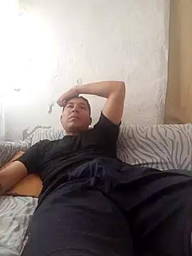 Ezeaxl online show from 12, 4, 2026