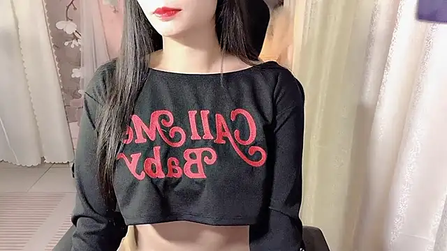 Snapshot of Xuka2594 chatting on 2, 12, 2025 Xuka2594 online show from 2, 12, 2025