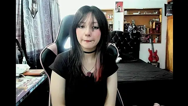 Snapshot of Maki_Zein_ chatting on 18, 1, 2026 Maki Zein online show from 18, 1, 2026