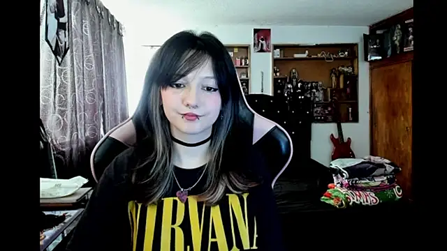 Snapshot of Maki_Zein_ chatting on 3, 2, 2026 Maki Zein online show from 3, 2, 2026