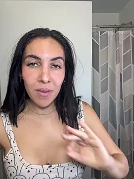 Lolathebaddie online show from 27, 10, 2025