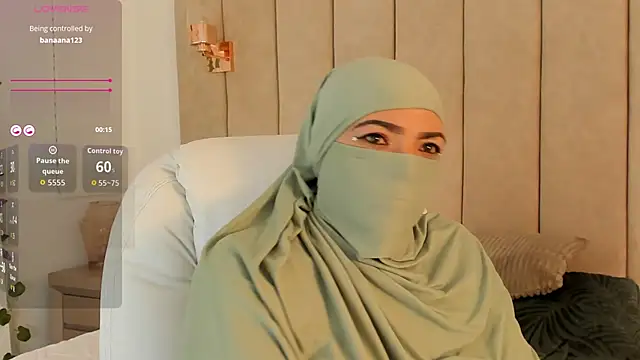  naylaa  online show from 20, 11, 2025