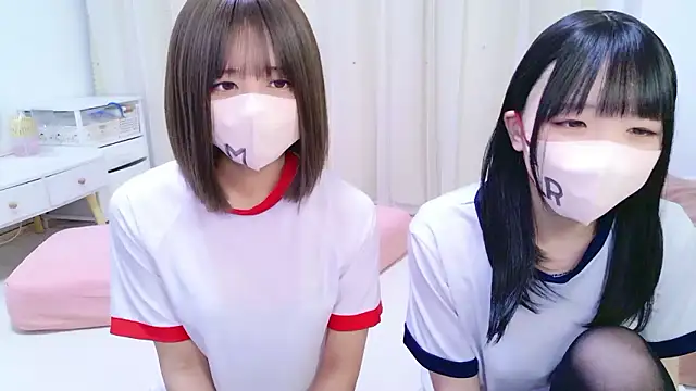 Snapshot of 39_miku chatting on 8, 11, 2025 39 miku online show from 8, 11, 2025