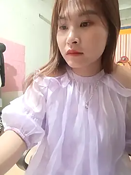 Snapshot of Yan_50299 chatting on 14, 12, 2025 Yan 50299 online show from 14, 12, 2025