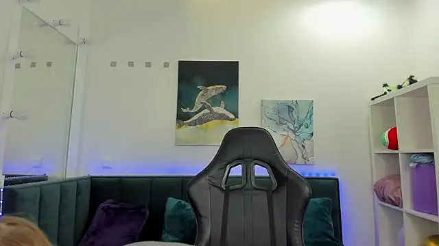 Snapshot of Melissa_new22 chatting on 5, 11, 2025 Melissa new22 online show from 5, 11, 2025