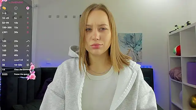 Snapshot of Melissa_new22 chatting on 10, 11, 2025 Melissa new22 online show from 10, 11, 2025