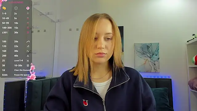 Snapshot of Melissa_new22 chatting on 10, 11, 2025 Melissa new22 online show from 10, 11, 2025