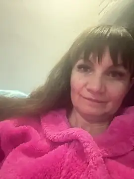 Butterfly8385 online show from 4, 3, 2026