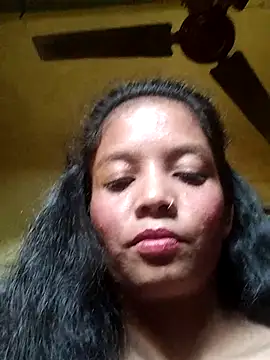 Snapshot of Jaanvi_G chatting on 14, 10, 2025 Jaanvi G online show from 14, 10, 2025