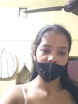 Snapshot of Jaanvi_G chatting on 8, 11, 2025 Jaanvi G online show from 8, 11, 2025