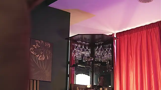 LuxenNoir online show from 5, 7, 2026