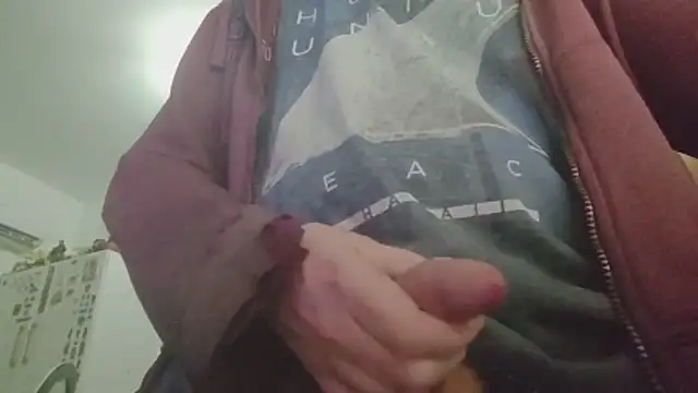 Snapshot of tykun chatting on 15, 12, 2025 tykun online show from 15, 12, 2025