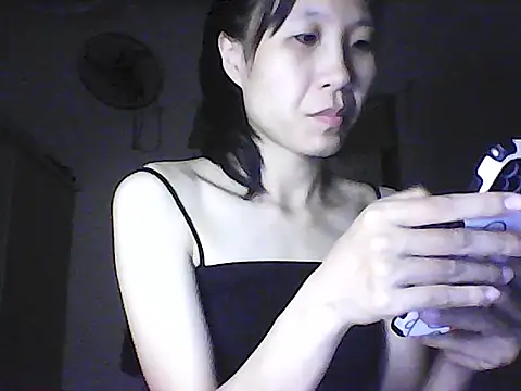 Snapshot of Ninaa_Show chatting on 15, 10, 2025 Ninaa Show online show from 15, 10, 2025