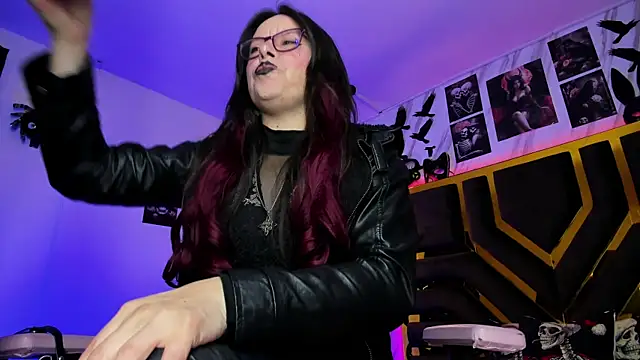 Snapshot of Evangelinejoness_ chatting on 13, 1, 2026 Evangelinejoness online show from 13, 1, 2026