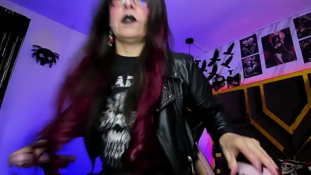 Snapshot of Evangelinejoness_ chatting on 18, 1, 2026 Evangelinejoness online show from 18, 1, 2026