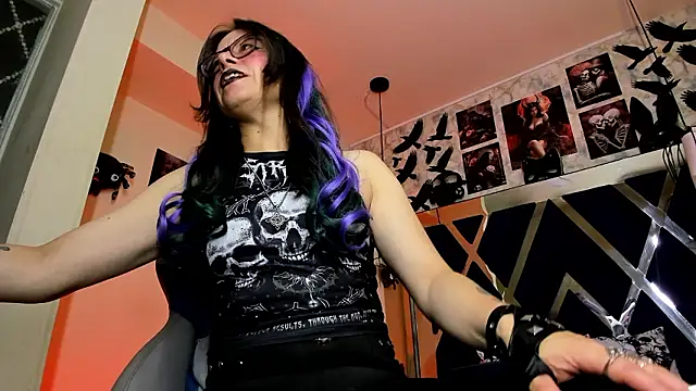 Snapshot of Evangelinejoness_ chatting on 11, 2, 2026 Evangelinejoness online show from 11, 2, 2026