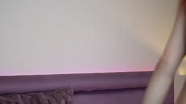 JoelleApril online show from 8, 2, 2026